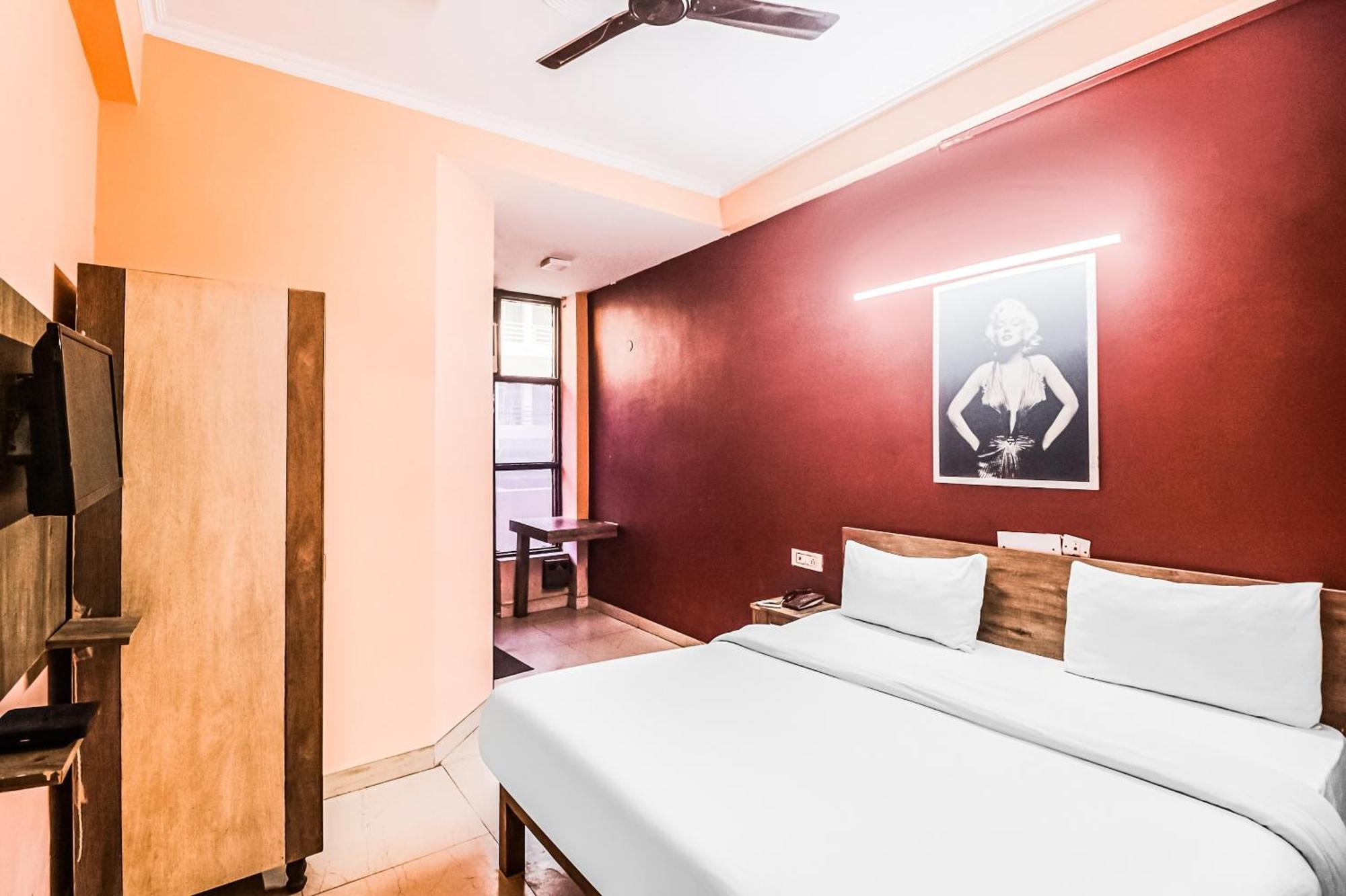 Hotel O Avni Residency Gurgáon Kültér fotó
