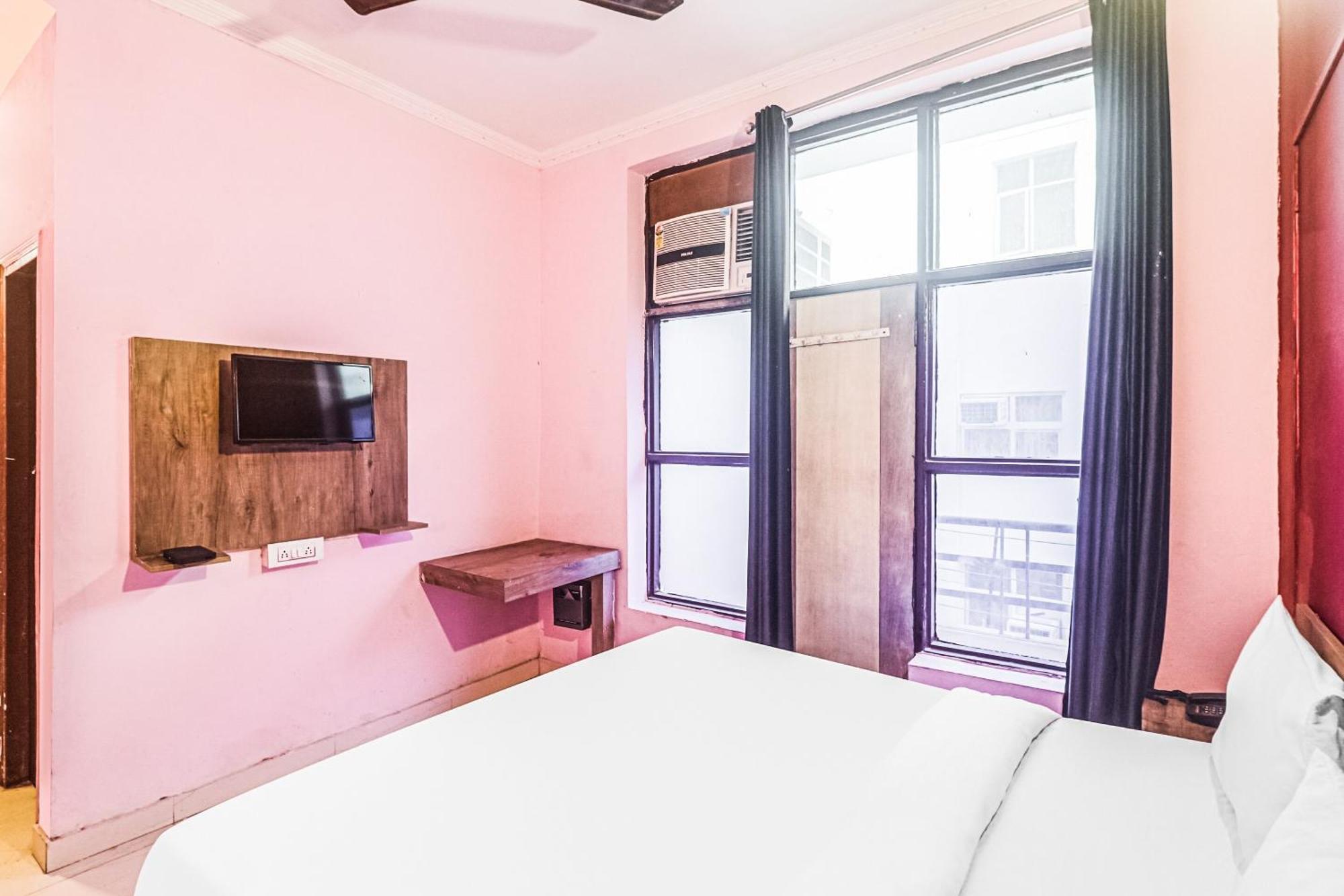 Hotel O Avni Residency Gurgáon Kültér fotó