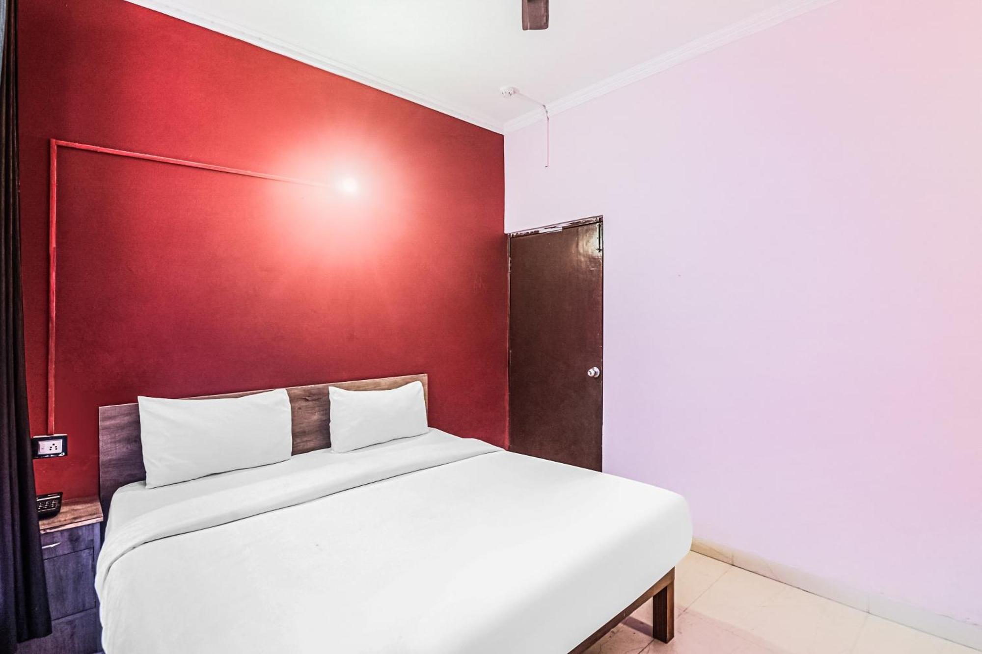 Hotel O Avni Residency Gurgáon Kültér fotó